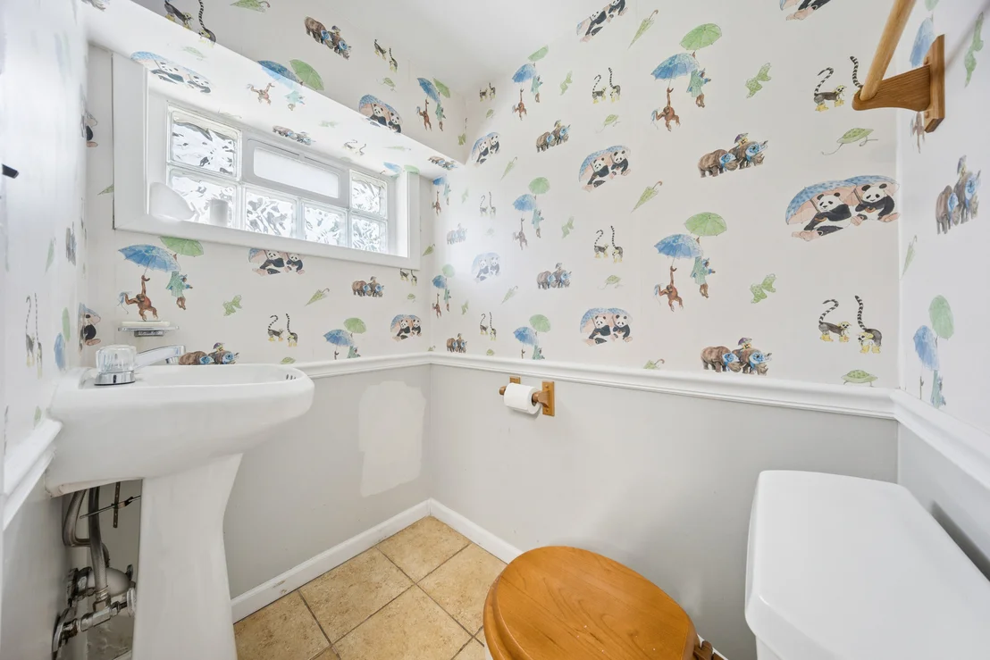 Photo of 1822 Walnut Avenue