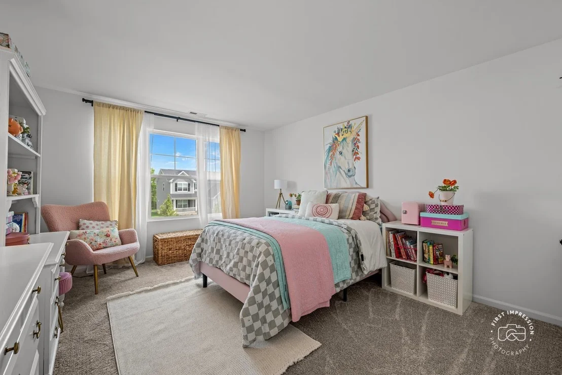 Photo of 115 Piper Glen Avenue