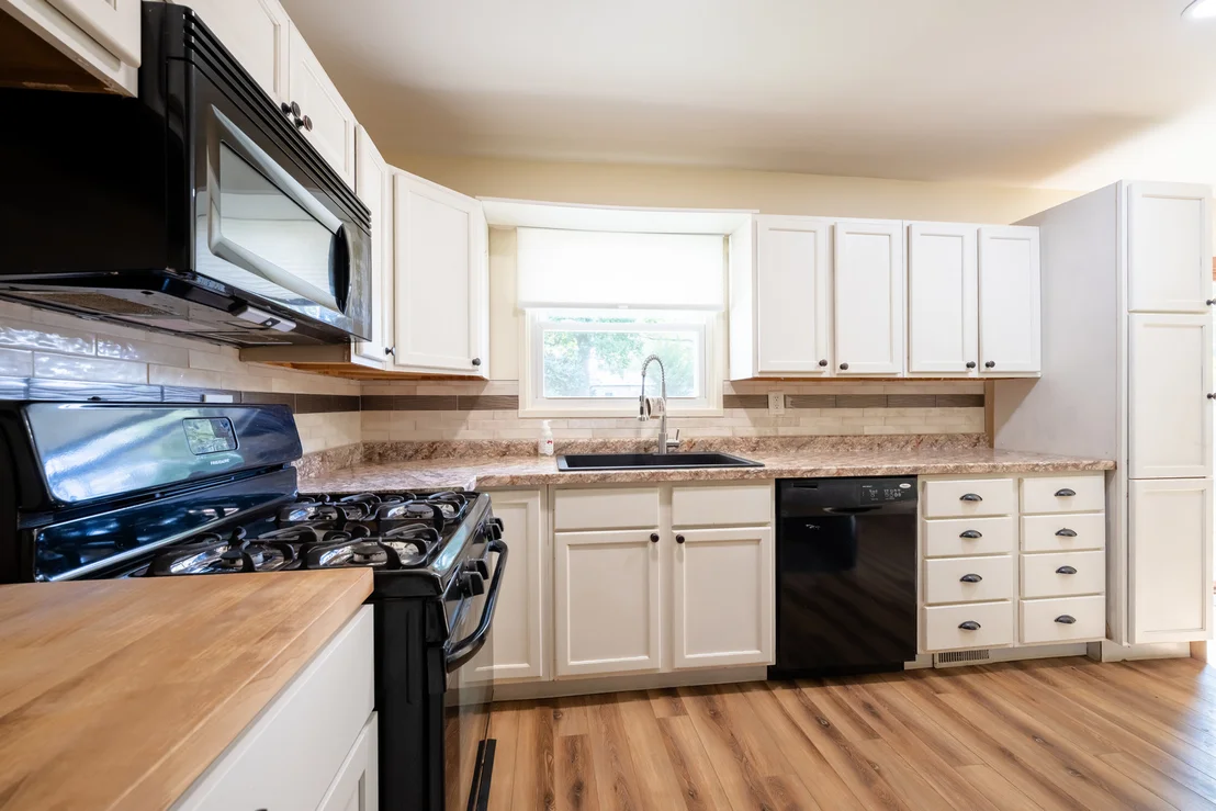 Photo of 1108 Frank Drive