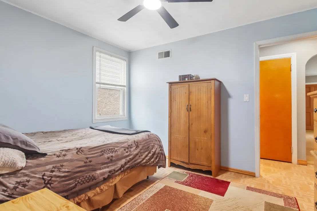 Photo of 9226 Crescent Drive