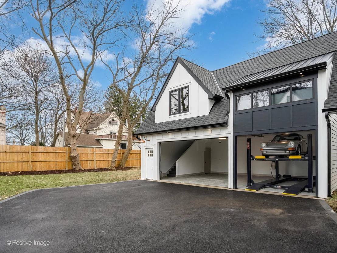 Photo of 476 Park Avenue