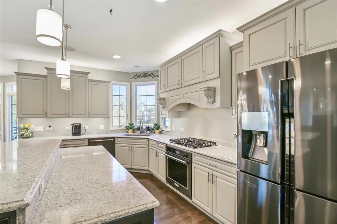 Photo of 519 Litchfield Lane