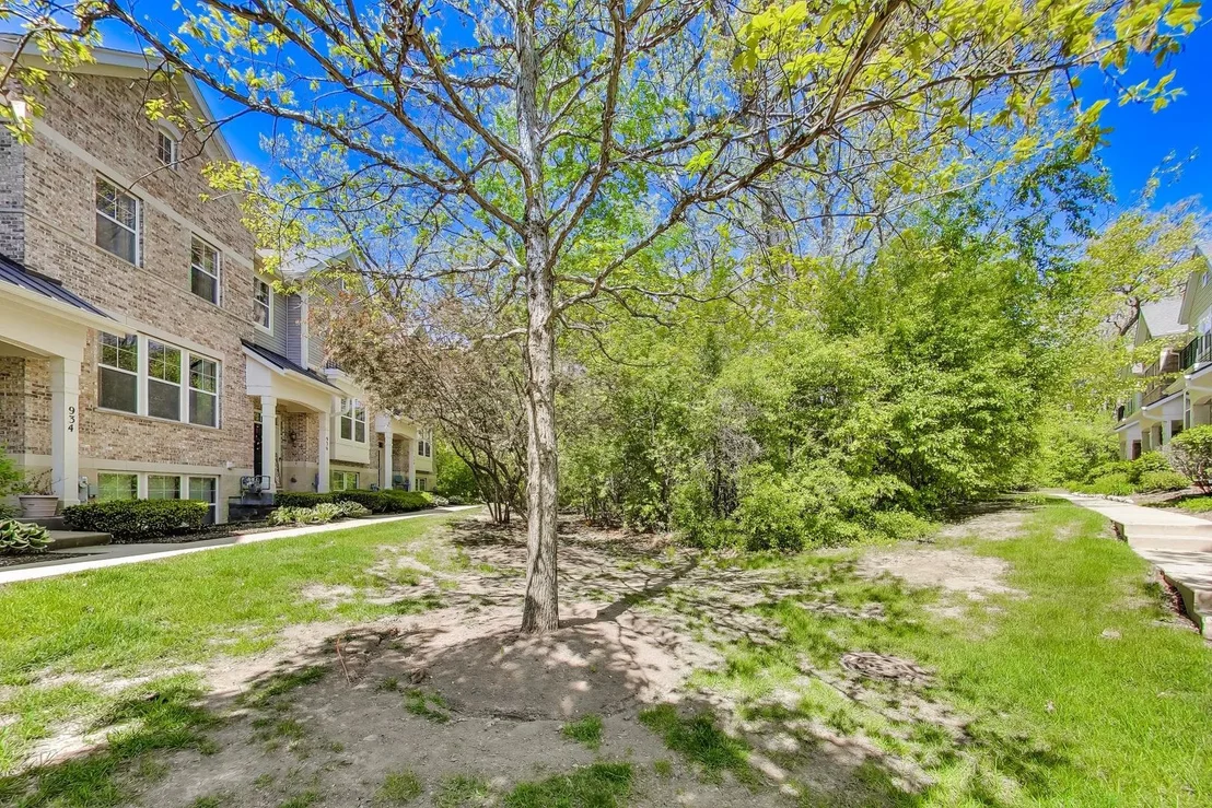 Photo of 932 Tuscany Drive