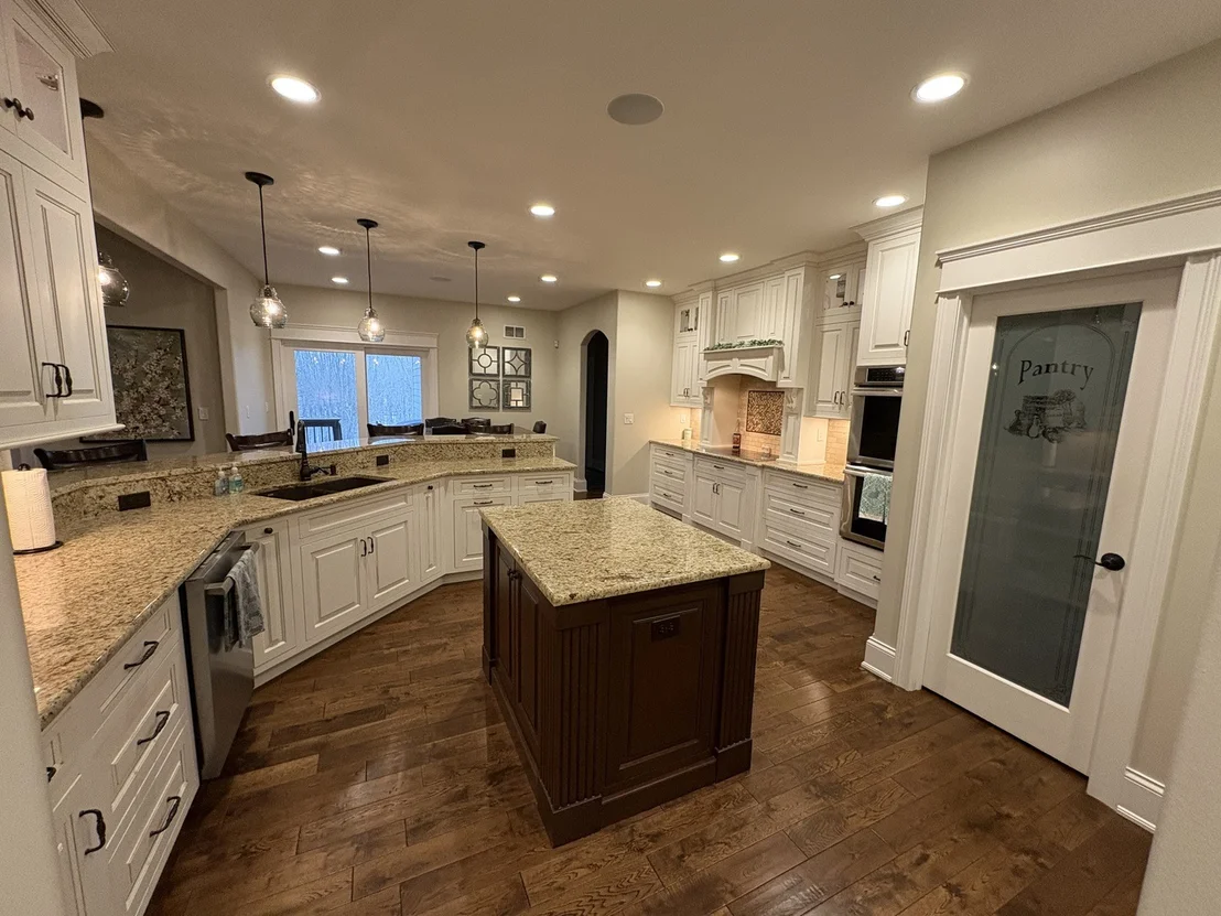 Photo of 1854 W Forestview Drive