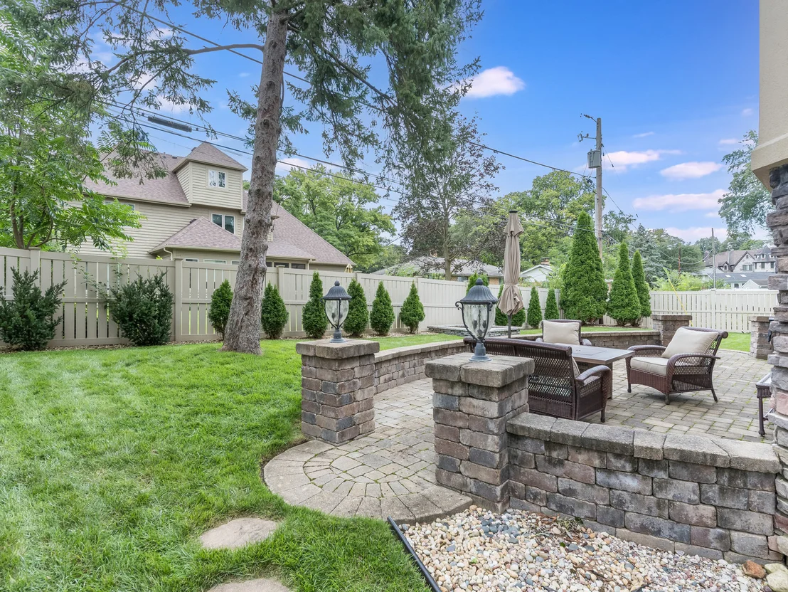Photo of 720 Willow Road