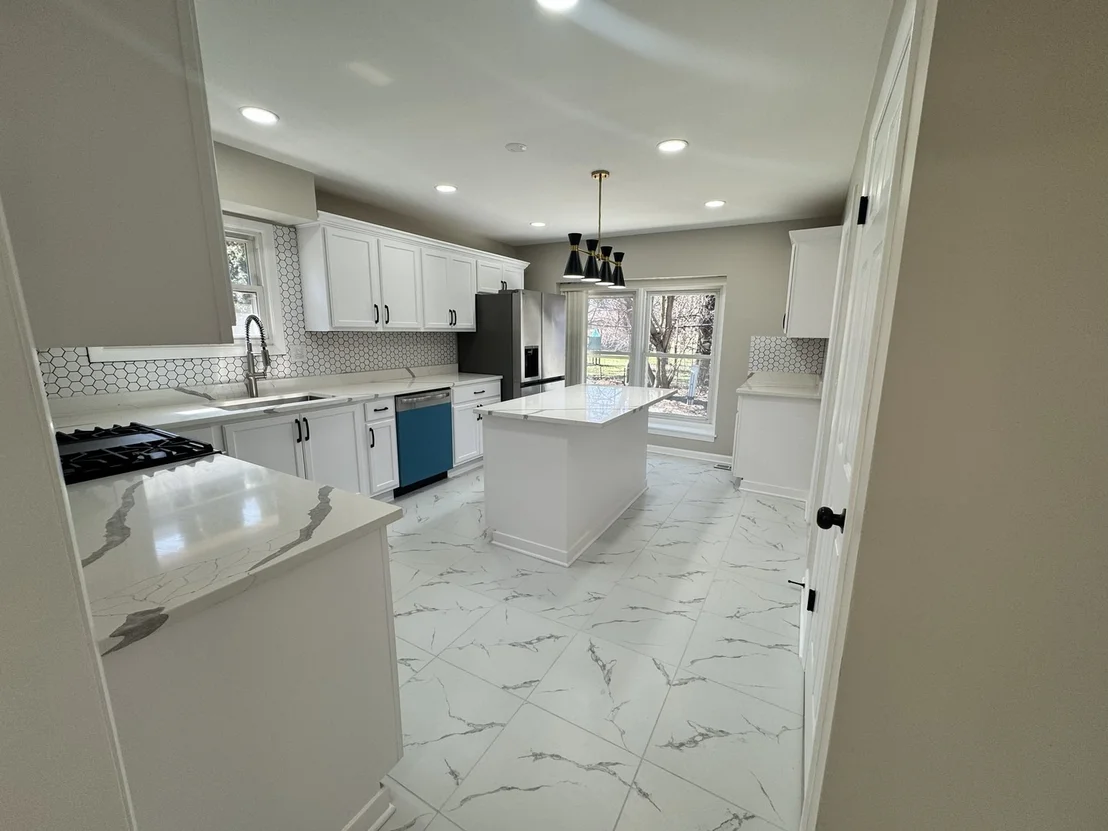 Photo of 940 Tanglewood Drive