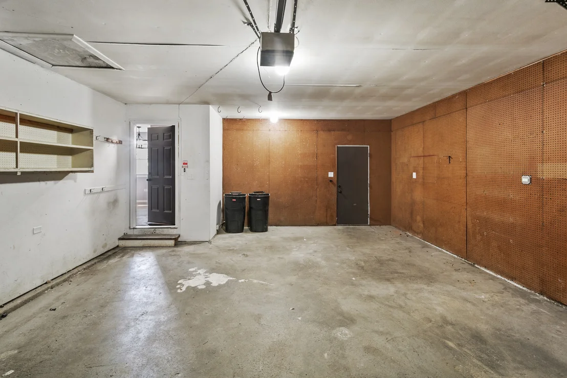 Photo of 6151 Victoria Drive