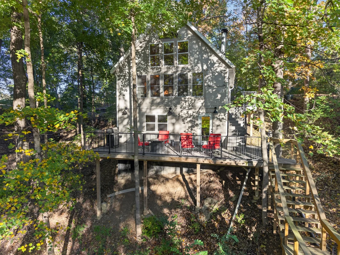 Photo of 702 Walnut Hill Circle
