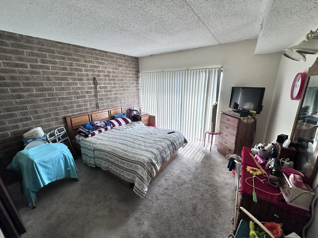 Photo of Unit 804 at 804 Kenneth Circle