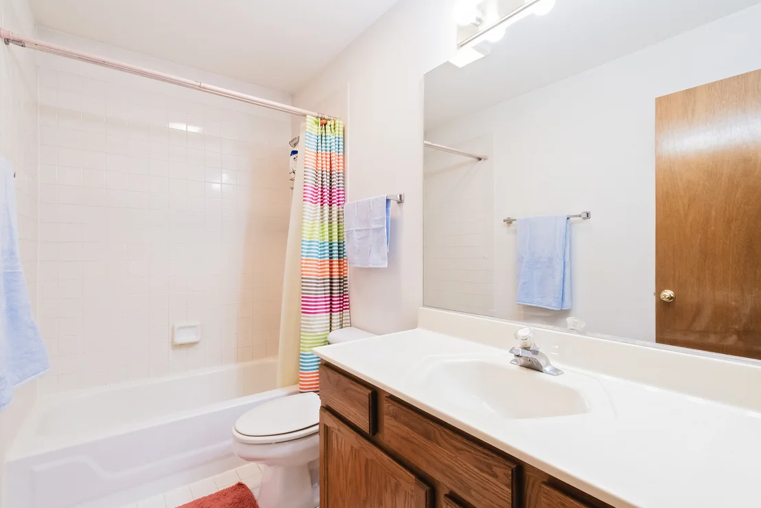 Photo of 549 Farmhill Circle