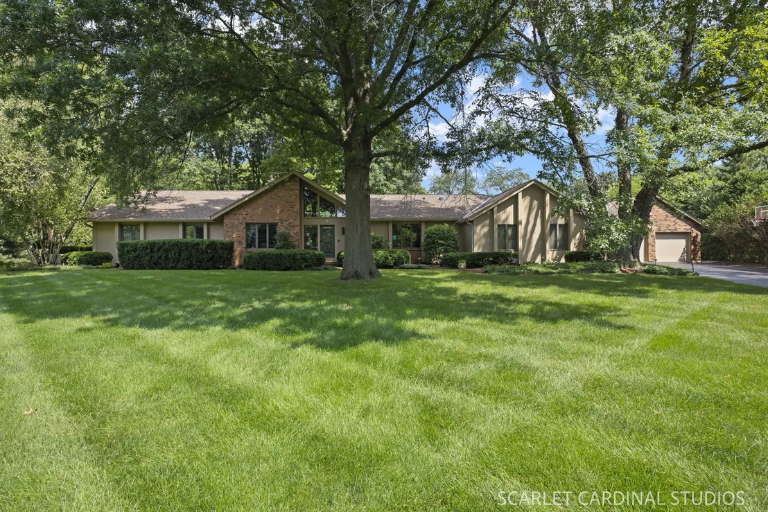 Photo of 11N091 Johnstown Road