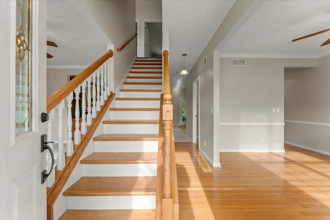 Photo of 1703 Deer Run Drive