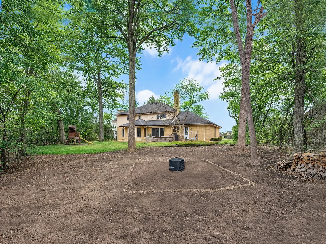 Photo of 734 Forest Glen Lane