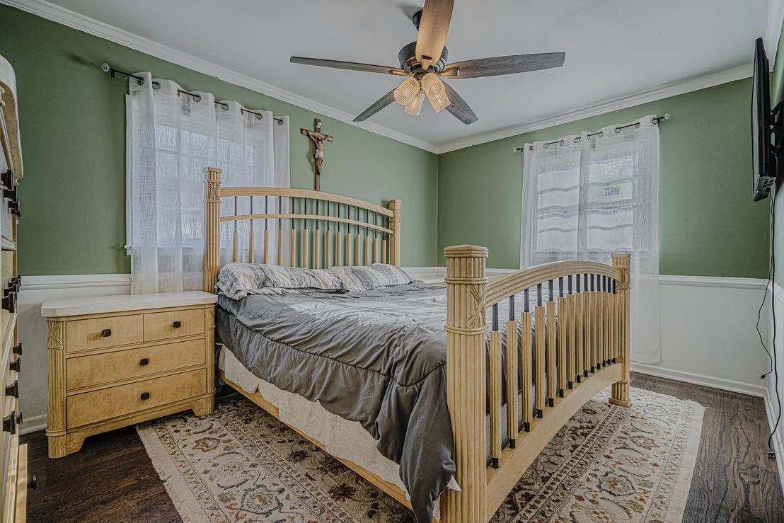 Photo of 35049 N Edgewater Lane