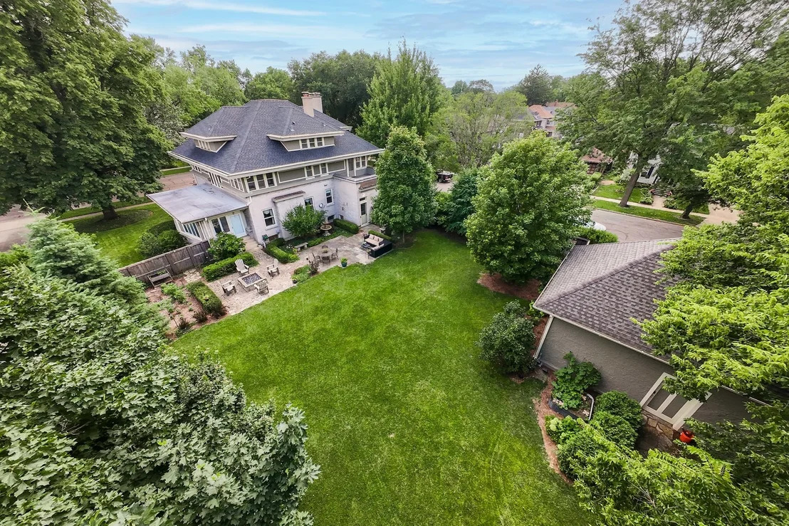Photo of 729 W Downer Place