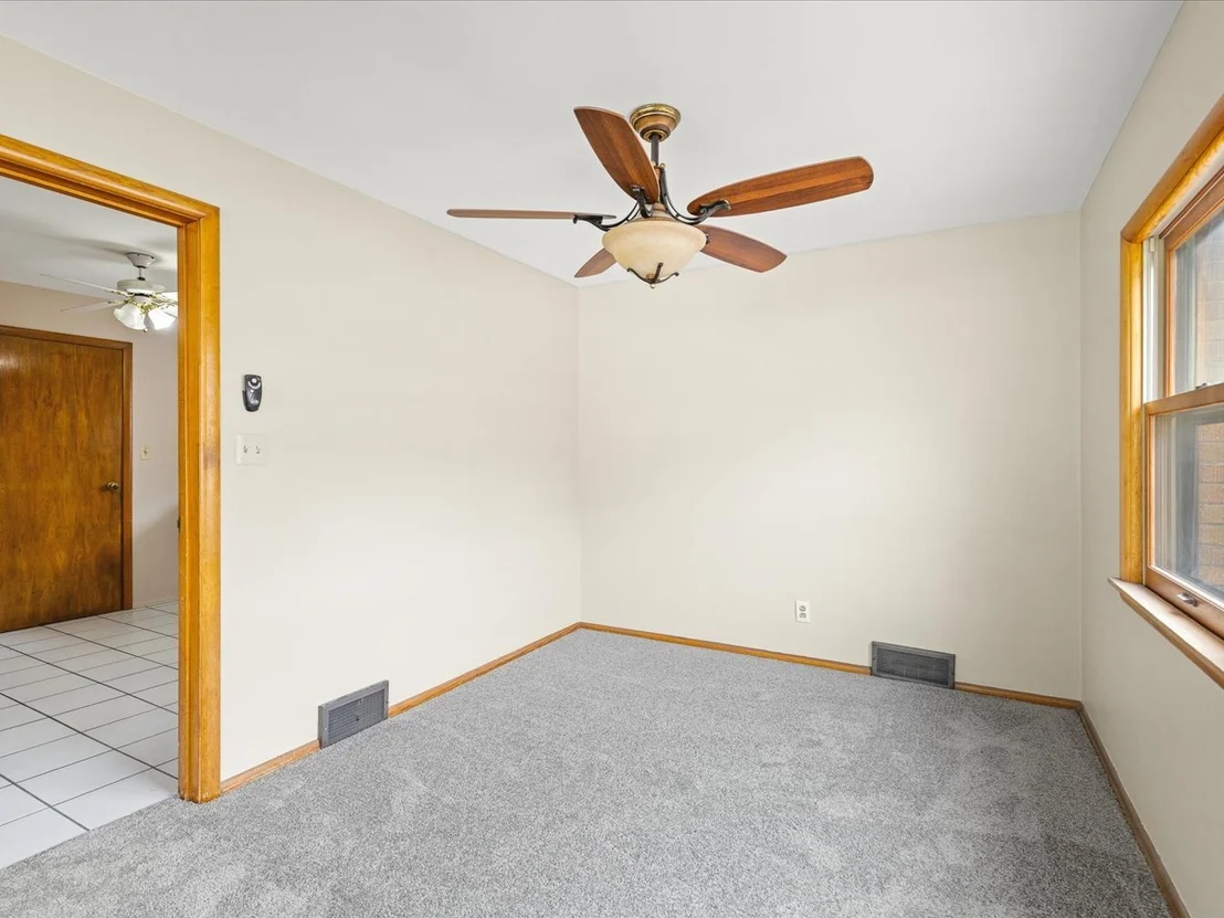 Photo of 324 Fairview Boulevard