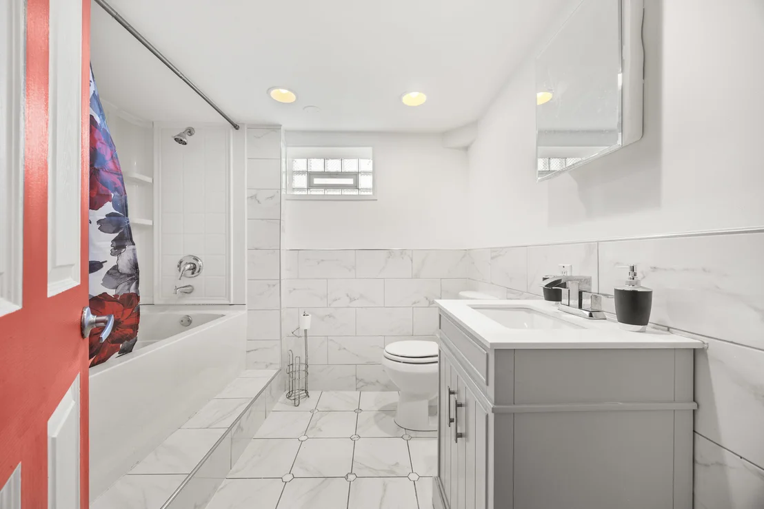 Photo of 57 W 78th Place