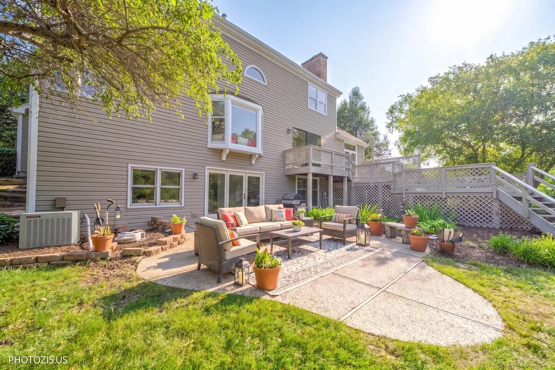 Photo of 970 Ponderosa Lane
