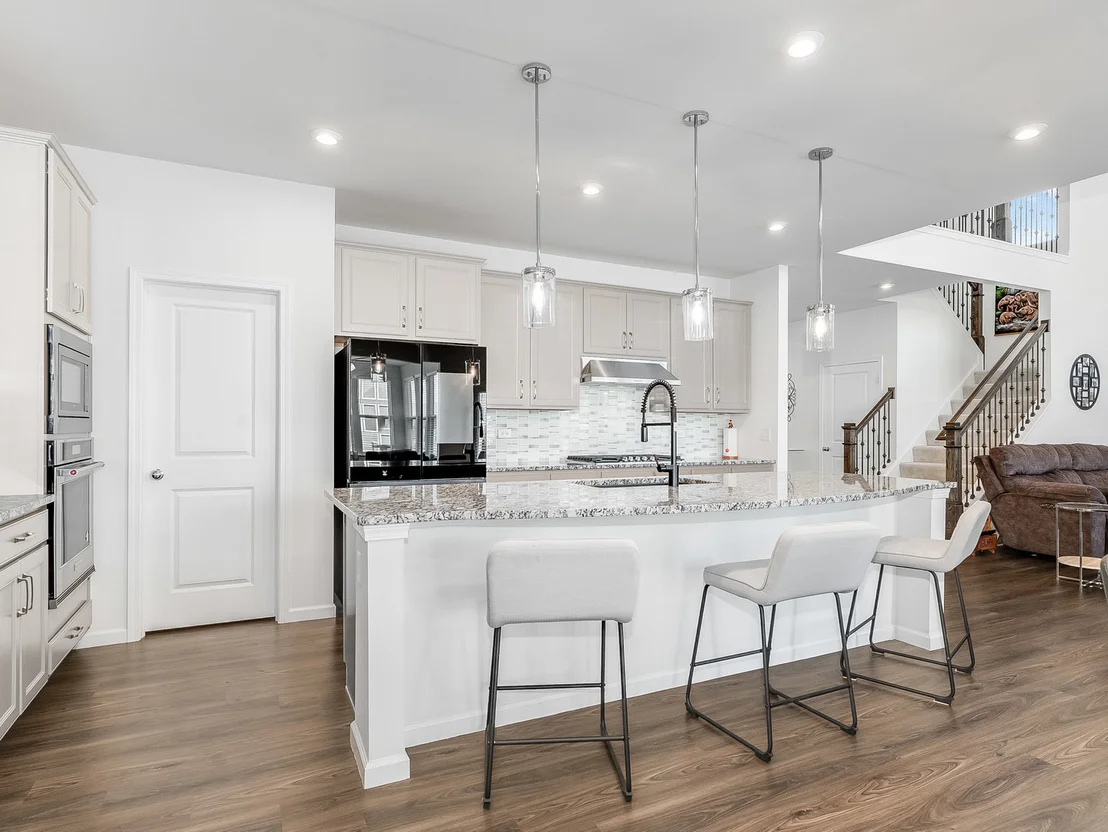 Photo of 2552 Weatherbee Lane