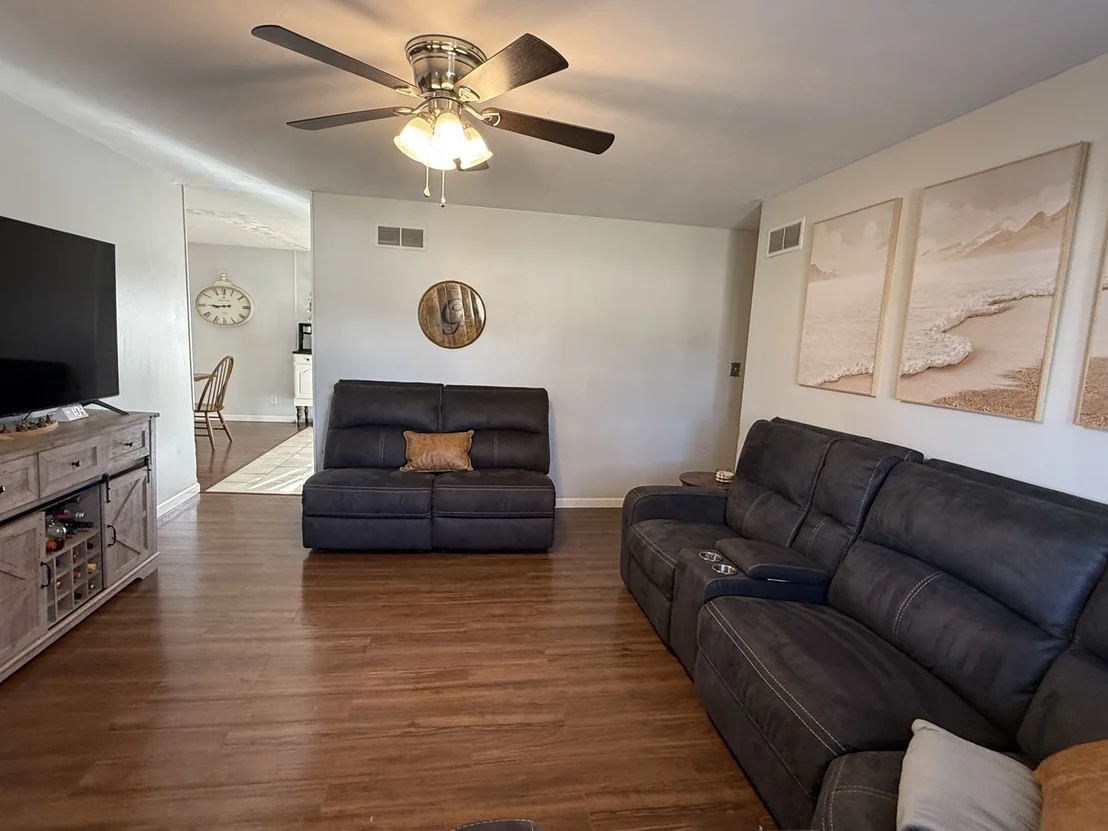 Photo of 2120 Highland Drive