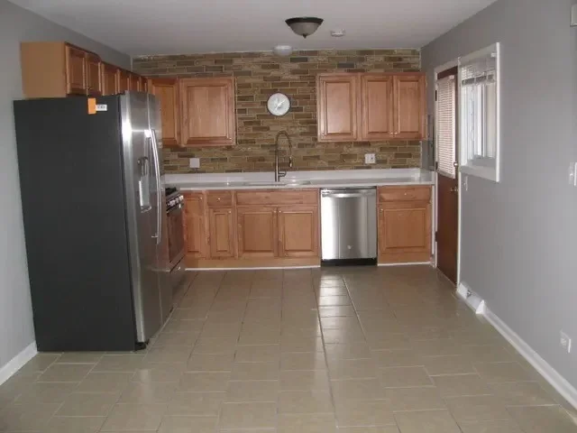Photo of 8052 W Lyons Street