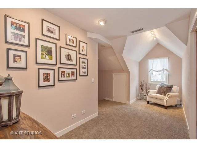 Photo of 730 Forest Road