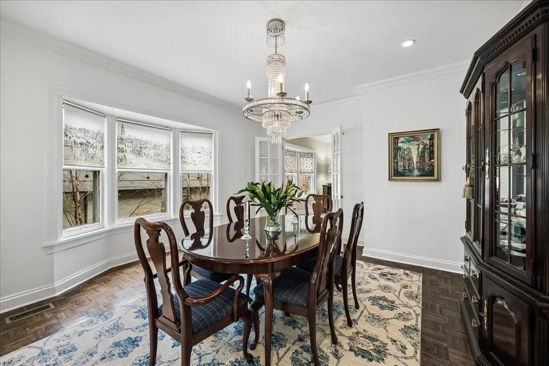Photo of 814 Park Avenue