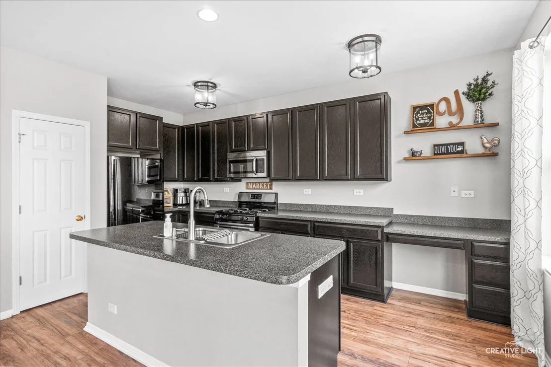 Photo of 786 Bonaventure Drive