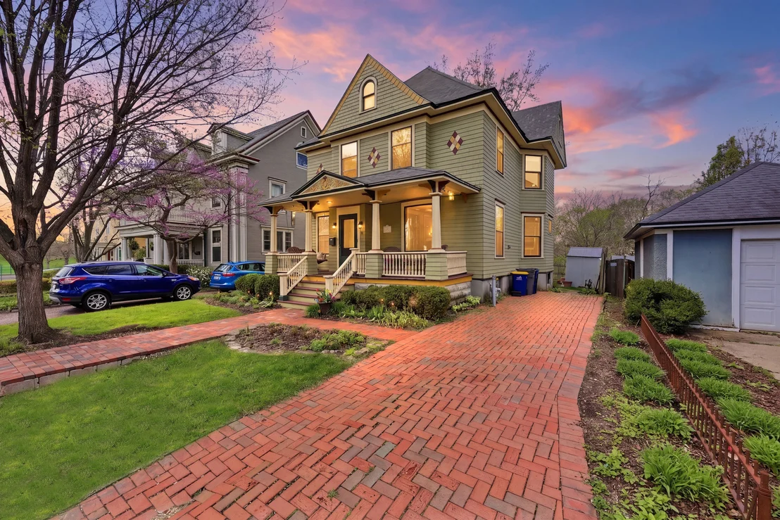 Photo of 12 Rugby Place