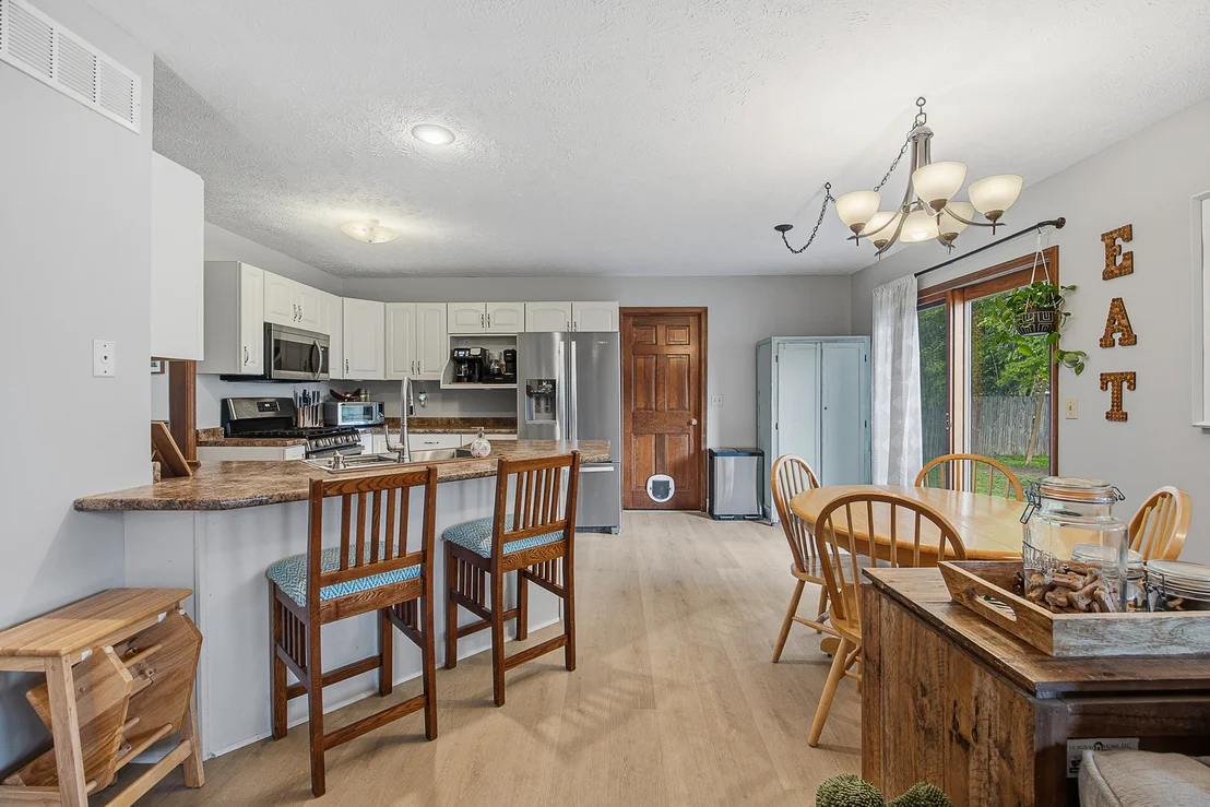 Photo of 1203 Royal Pointe Drive