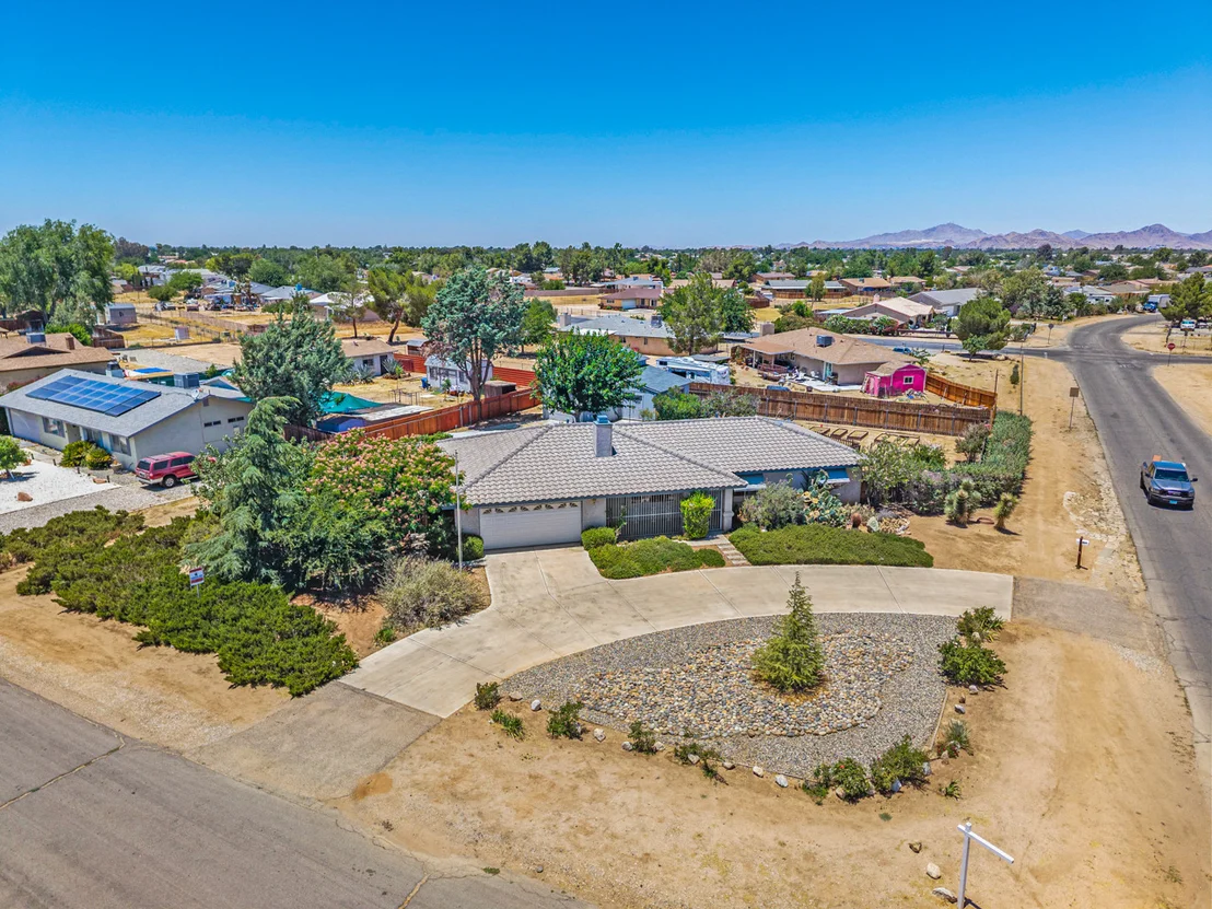 Photo of 12450 Algonquin Road