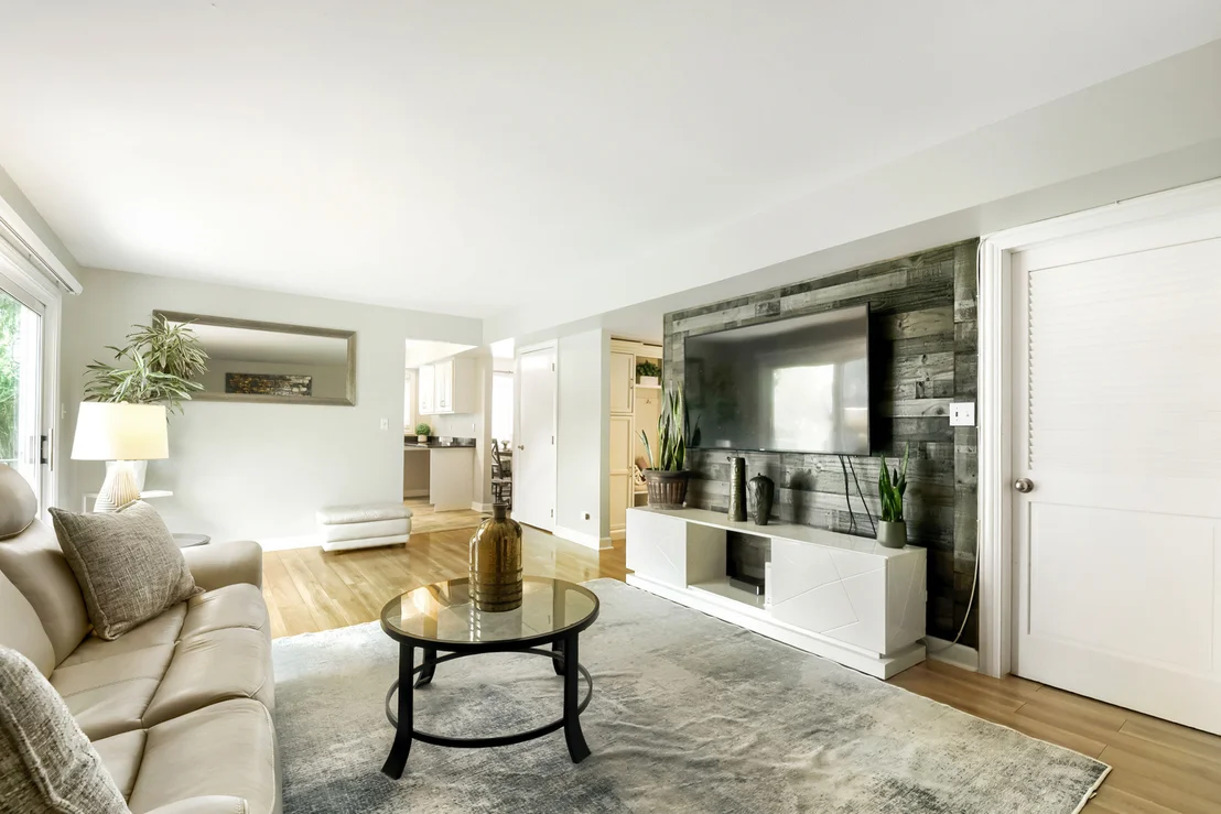 Photo of 4491 Thornbark Drive