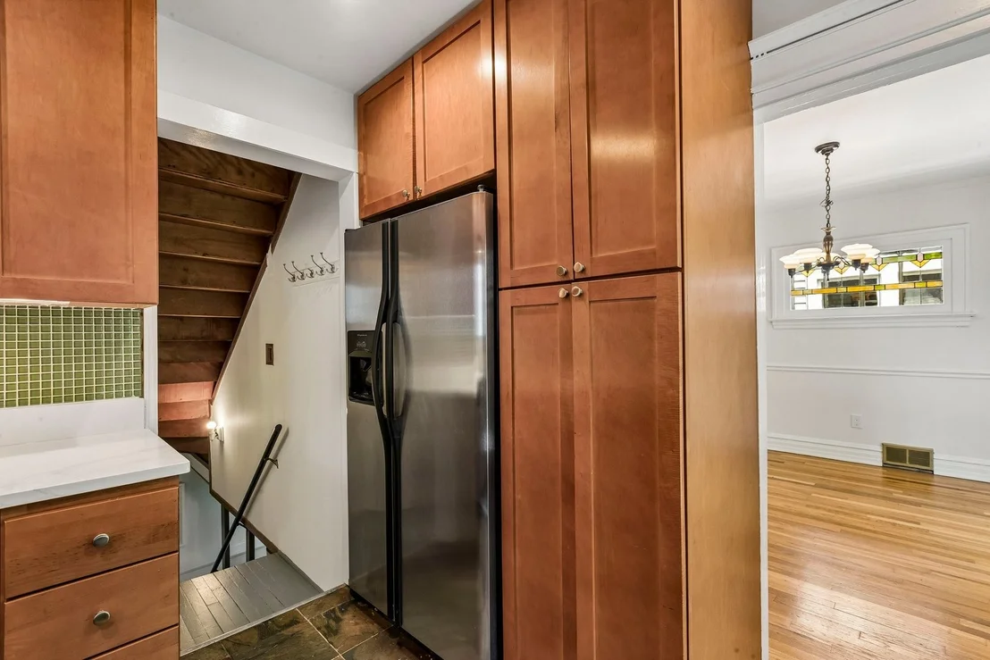 Photo of 848 Carpenter Avenue