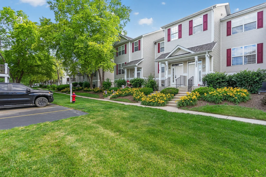 Photo of 2325 Graystone Drive
