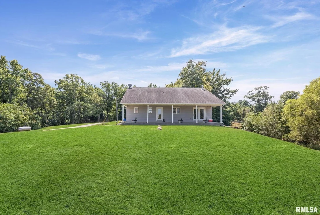 Photo of 520 DEERFIELD Road