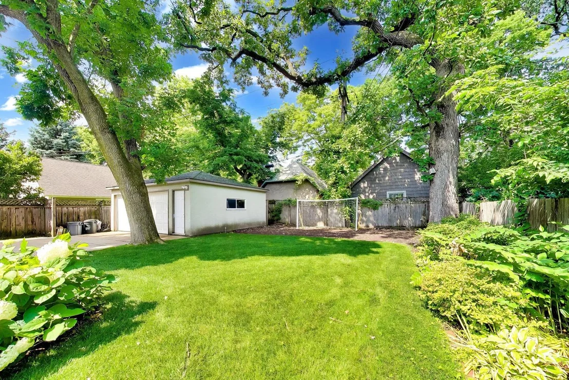 Photo of 622 Forest Avenue