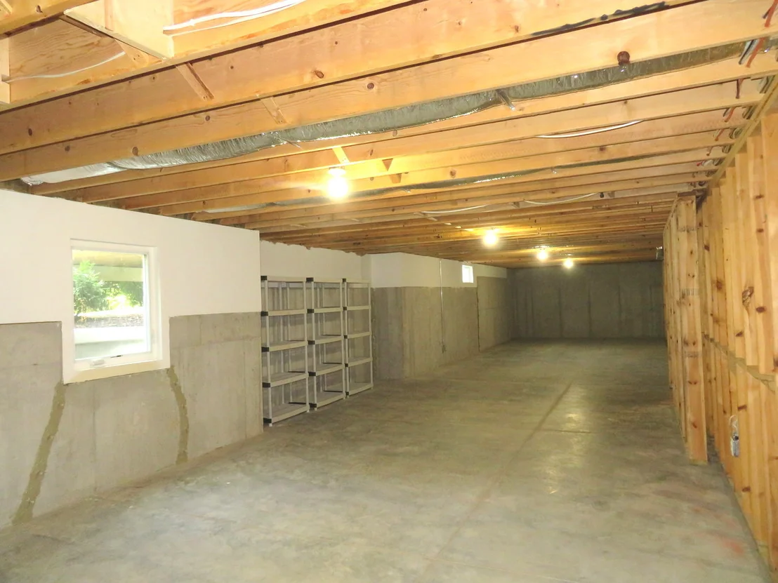 Photo of 1428 Lakeside Lane