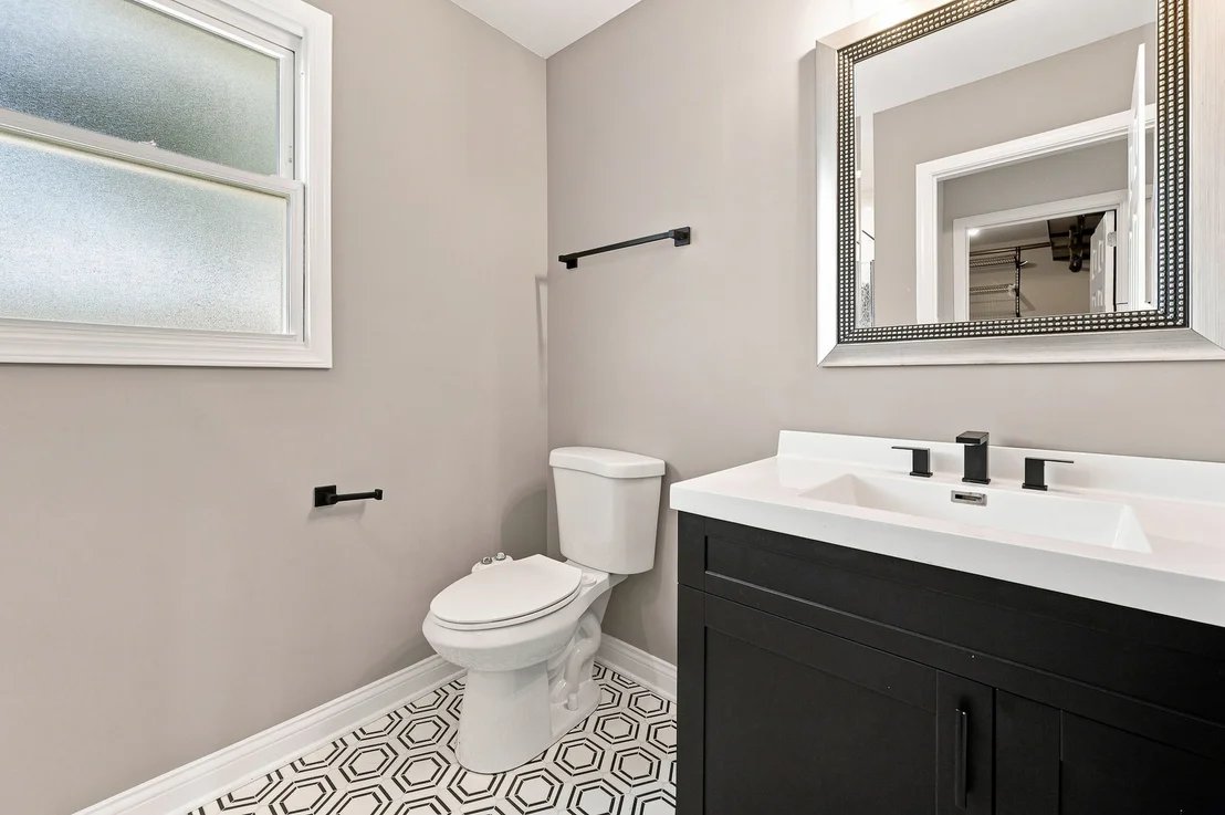Photo of 1805 W Willow Lane