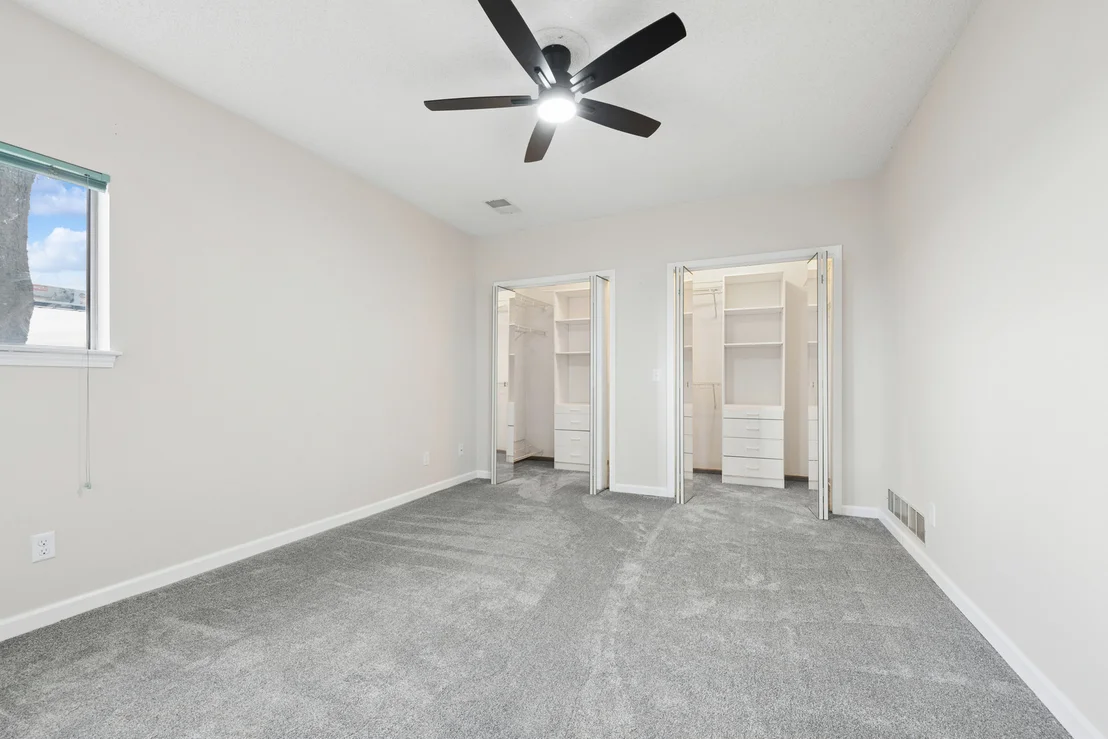 Photo of 1430 N 30th Road