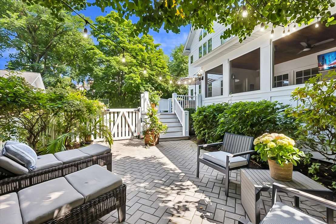 Photo of 579 Hill Terrace