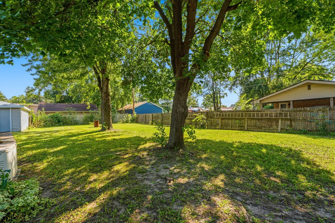 Photo of 13916 S Meadowbrook Drive