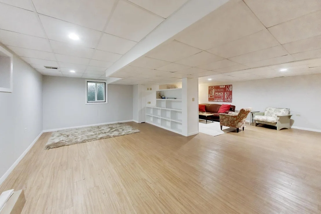 Photo of 1109 Shermer Road