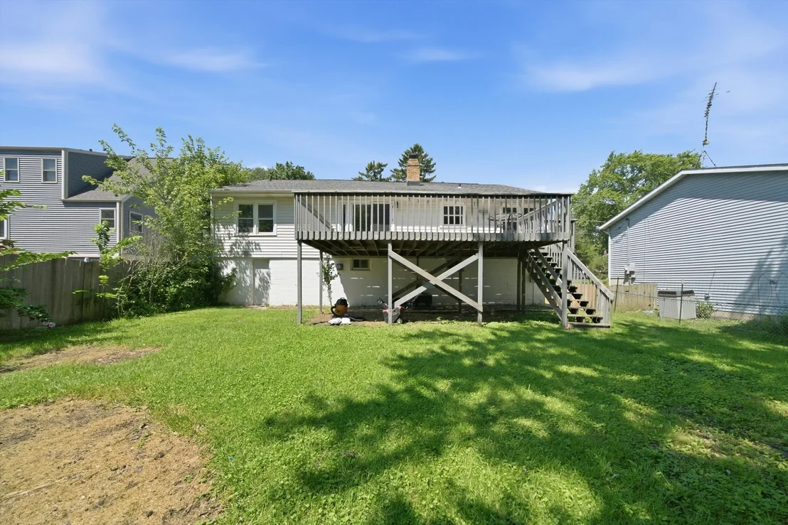 Photo of 34925 N Decorah Avenue