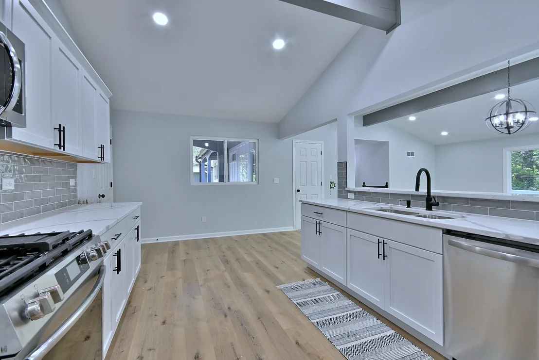 Photo of 1605 Middletree Road