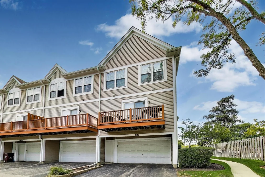 Photo of 1612 Fox Run Drive