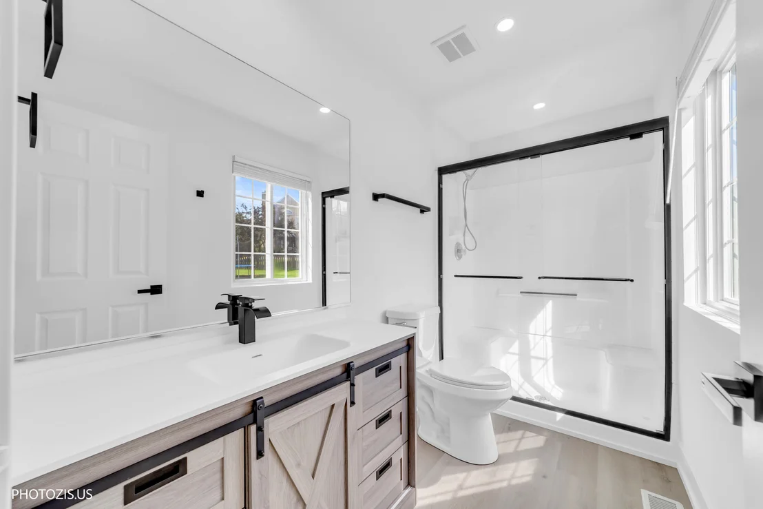 Photo of 235 Aberdeen Drive