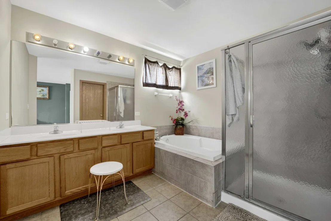 Photo of 6909 Twin Falls Drive