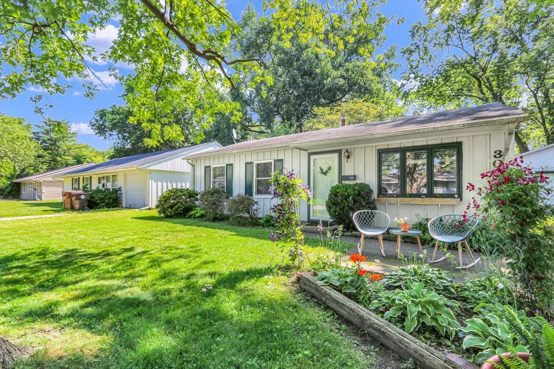 Photo of 308 S Glenn Drive