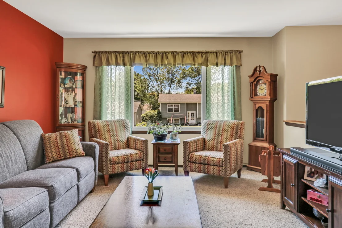 Photo of 471 Linden Lane