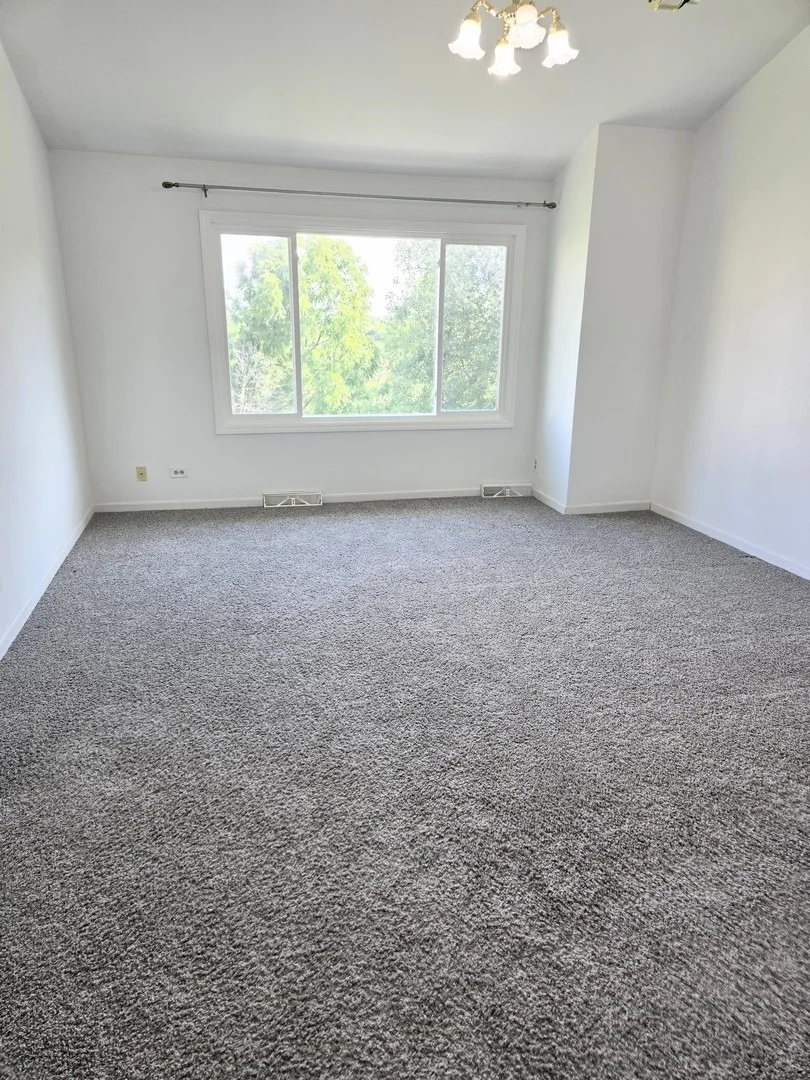 Photo of 221 Windsor Drive